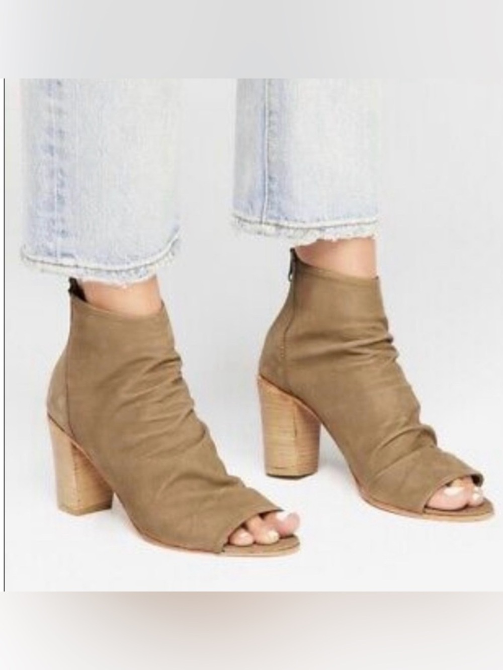 FREE PEOPLE CLEARWATER STACKED HEEL PEEP TOE ANKLE BOOT SIZE 38 TAUPE COLOR - Picture 2 of 12